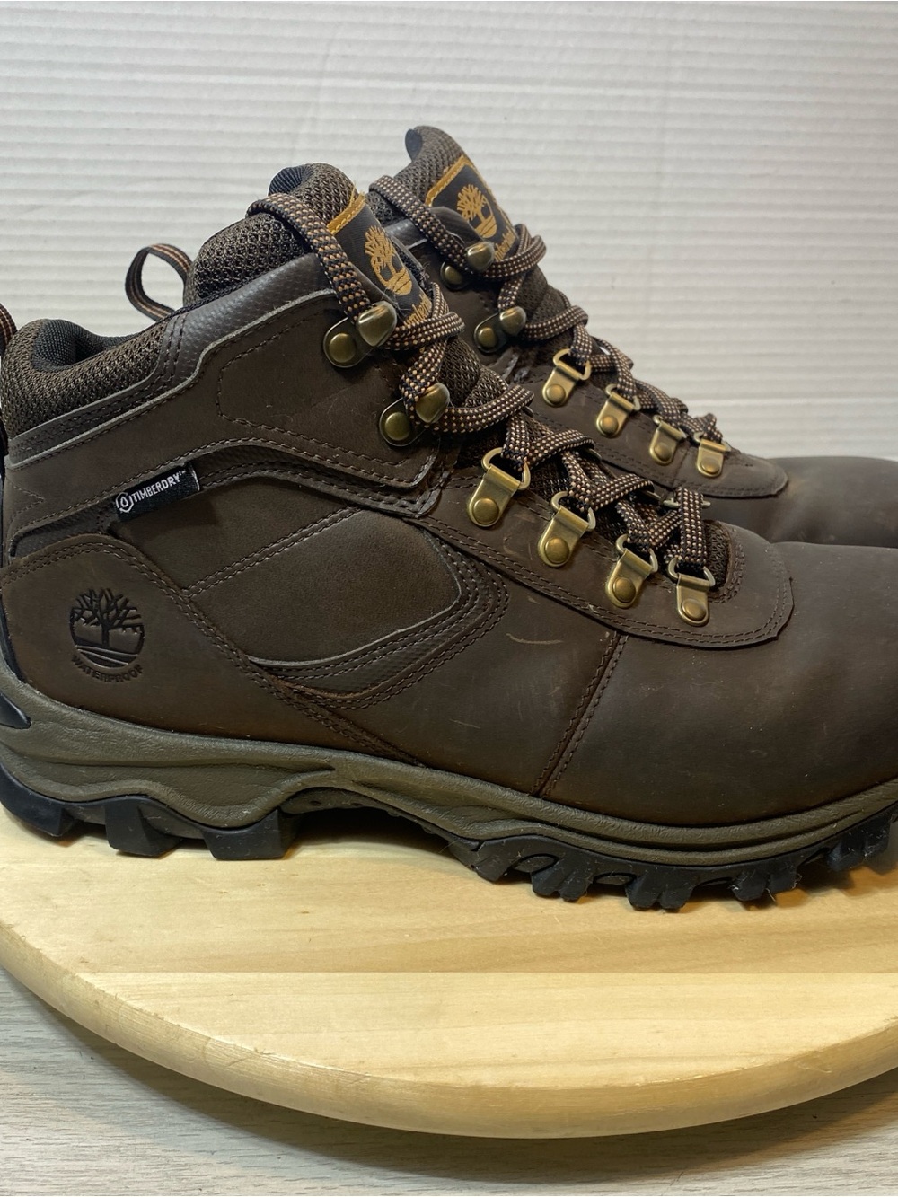 Timberland Mt Maddsen Mid Waterproof Boots Mens Size 10 Brown Leather tb12730R24